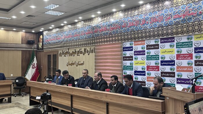 ۲۷۰ میلیون هکتار کانون بحرانی گرد و غبار در کشورهای همسایه وجود دارند