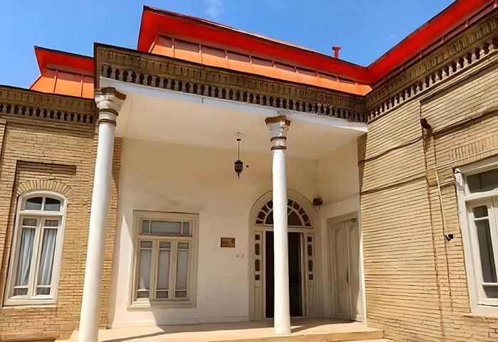 خانه بانک ملی بجنورد؛ تلفیقی از معماری ایرانی و اروپایی