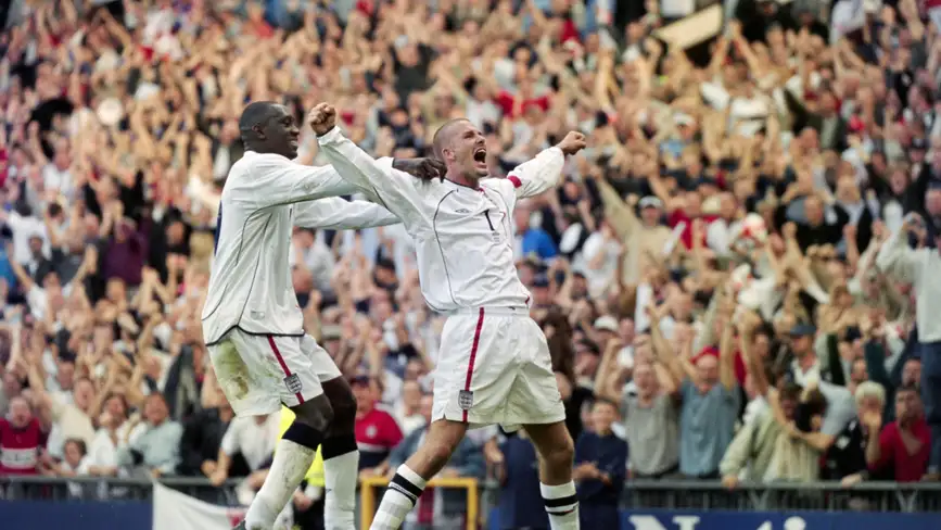 بکام غرق در جنون عشق و نفرت