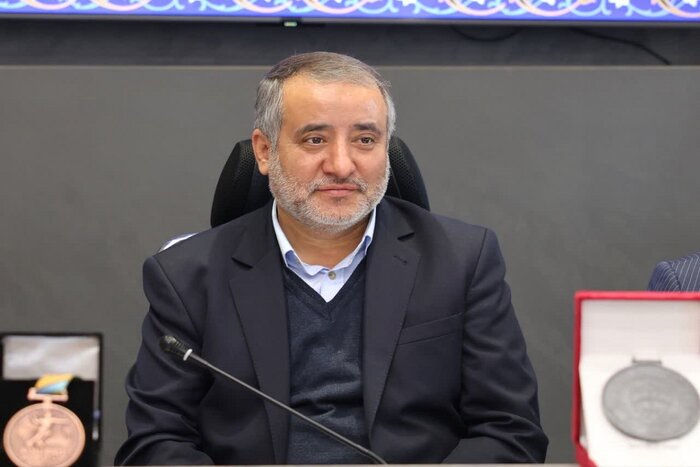 استاندار خراسان جنوبی تاکید کرد: امکانات ورزشی ادارات در اختیار جوانان قرار گیرد