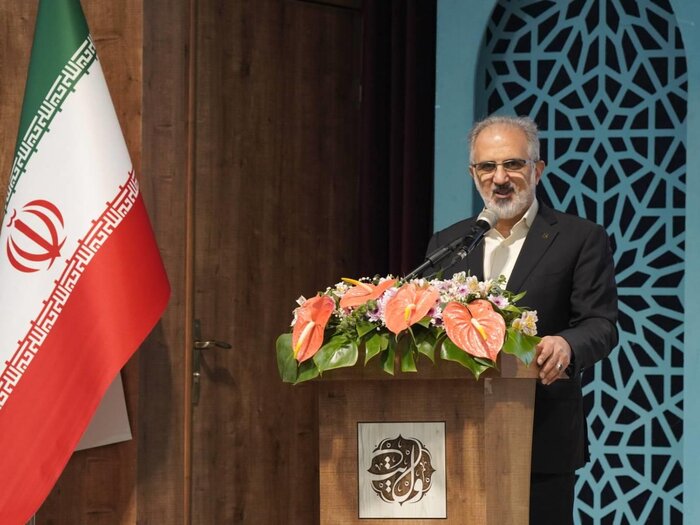 دکتر خورسندیان: قرآن باید به «رفتار سازمانی» در بانک مسکن تبدیل شود