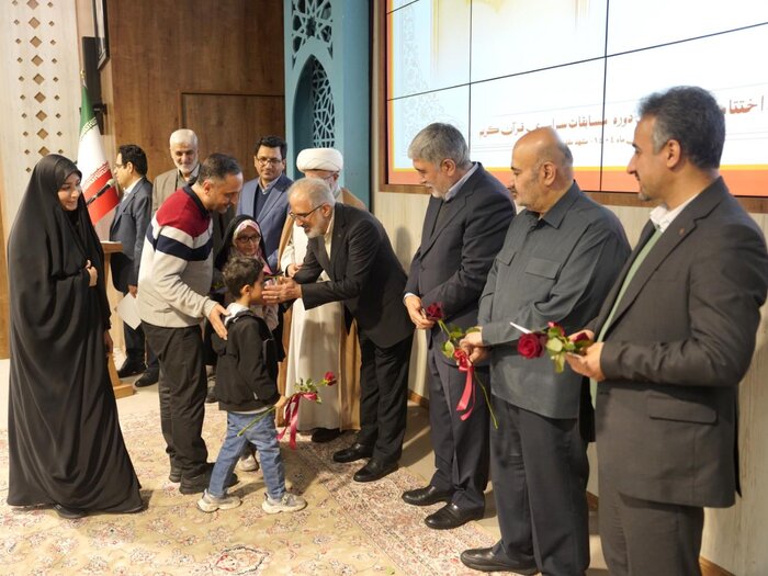 تبیین استراتژیهای فرهنگی و مالی در جوار بارگاه رضوی