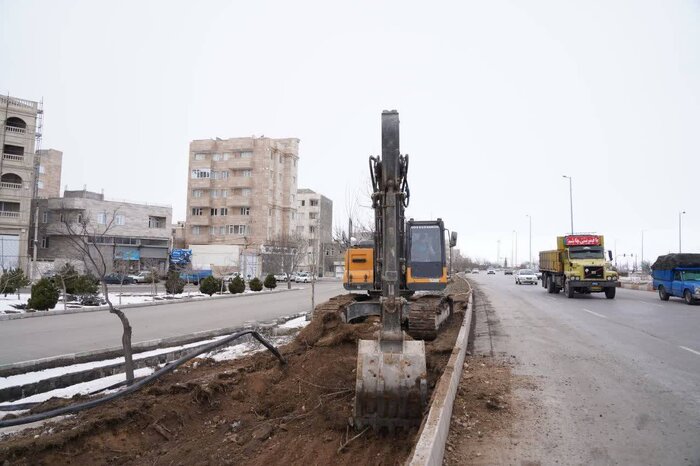 اخبار کوتاه ، ۹ بهمن/ واژگونی مینی‌بوس در اردبیل ۱۲ مصدوم برجا گذاشت
