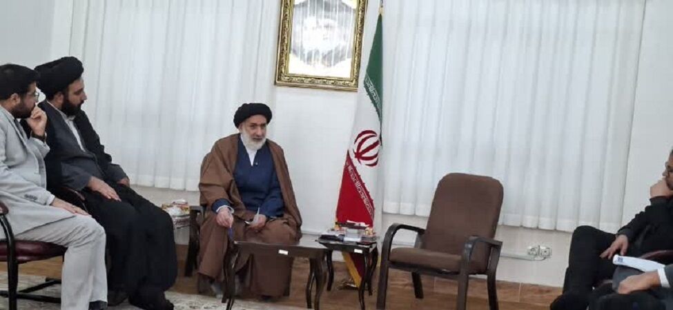 امام جمعه شهرکرد: روایت درست تاریخ و جهاد تبیین، ضامن امید و انسجام اجتماعی است