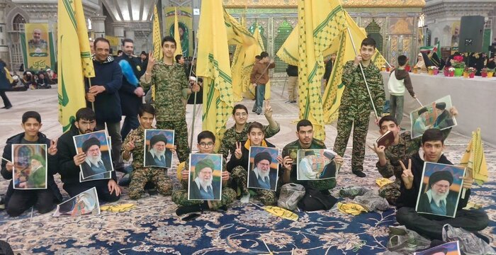 «گردهمایی ۱۵ هزار نفری نوجوانان آرمانی لشکر قدس» در مرقد امام (ره) برگزار شد