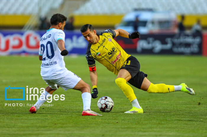سایه‌روشن‌های هفته هجدهم/ سپاهان و پرسپولیس برای تراکتور و استقلال بازی کردند