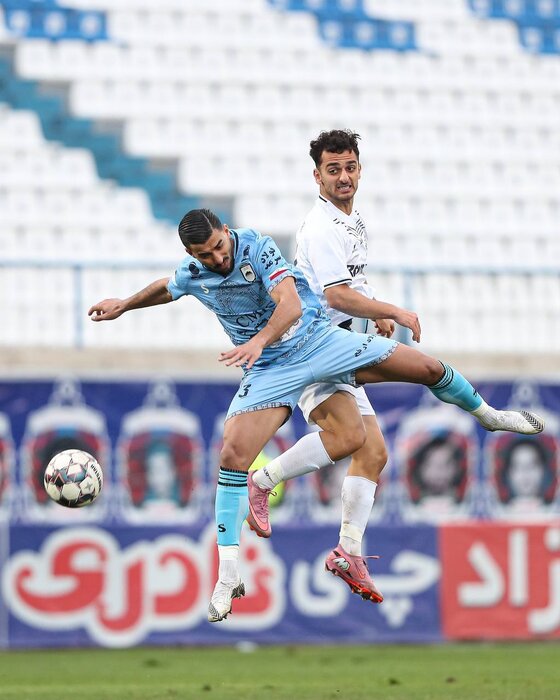 سایهروشنهای هفته هجدهم/ سپاهان و پرسپولیس برای تراکتور و استقلال بازی کردند