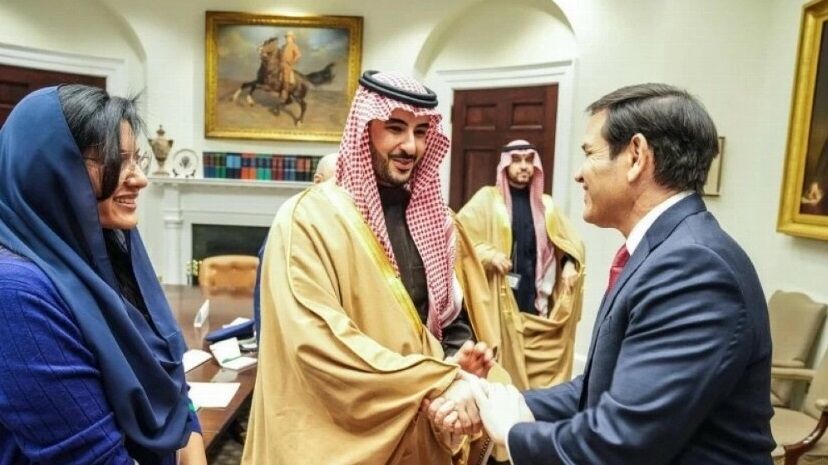 وزیر دفاع عربستان در واشنگتن با مقامهای بلندپایه آمریکایی درمورد تحولات منطقه گفت وگو کرد