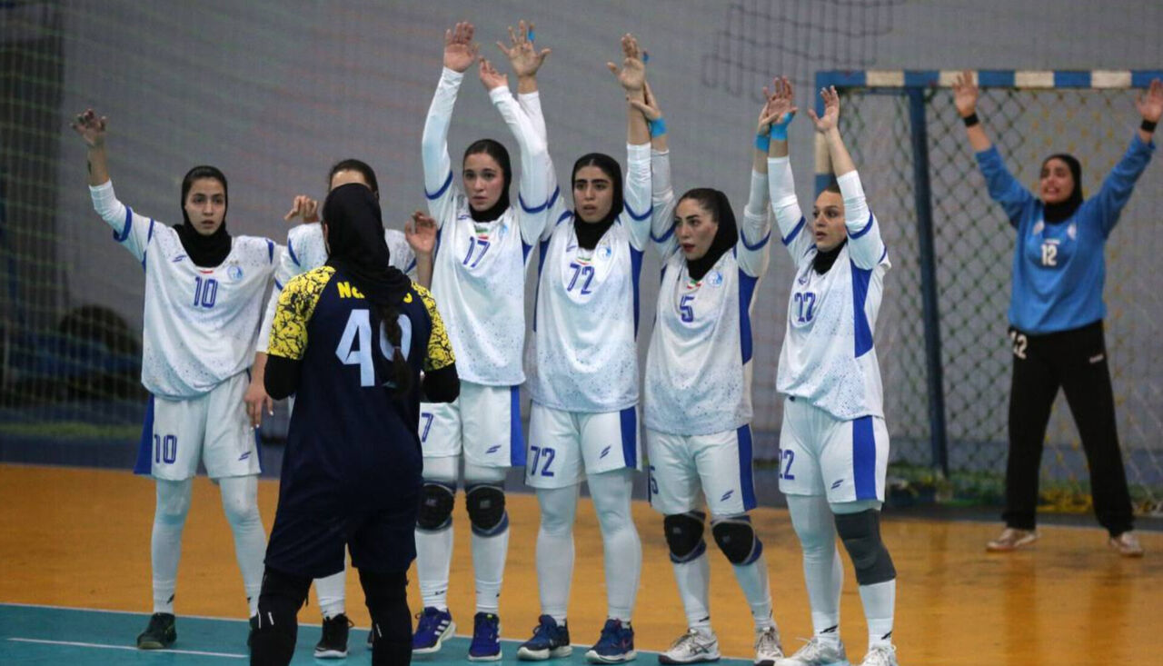 لیگ برتر هندبال بانوان؛ ادامه صدرنشینی سپاهان با پیروزی در شهرآورد