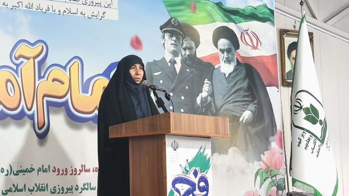 طنین گلبانگ پیروزی انقلاب اسلامی در مدارس زنجان