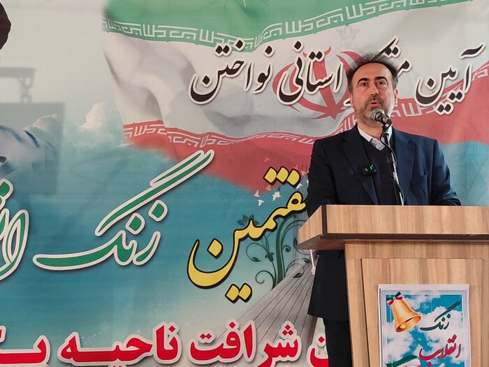 طنین ورود امام و شور دانش‌آموزان البرز در آستانه فجر انقلاب