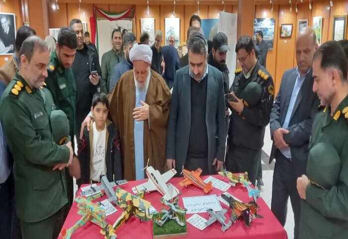 تبیین ارزش‌های انقلاب اسلامی از نگاه هنر در آستارا