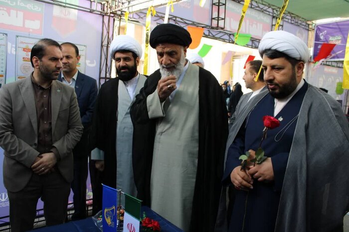 نمایشگاه مدرسه انقلاب در خوزستان گشایش یافت