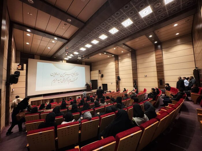 اخبار کوتاه سمنان در آیینه ایرنا؛ یک جان‌باخته و ۱۰ مصدوم در تصادف ۲ سواری و تریلی