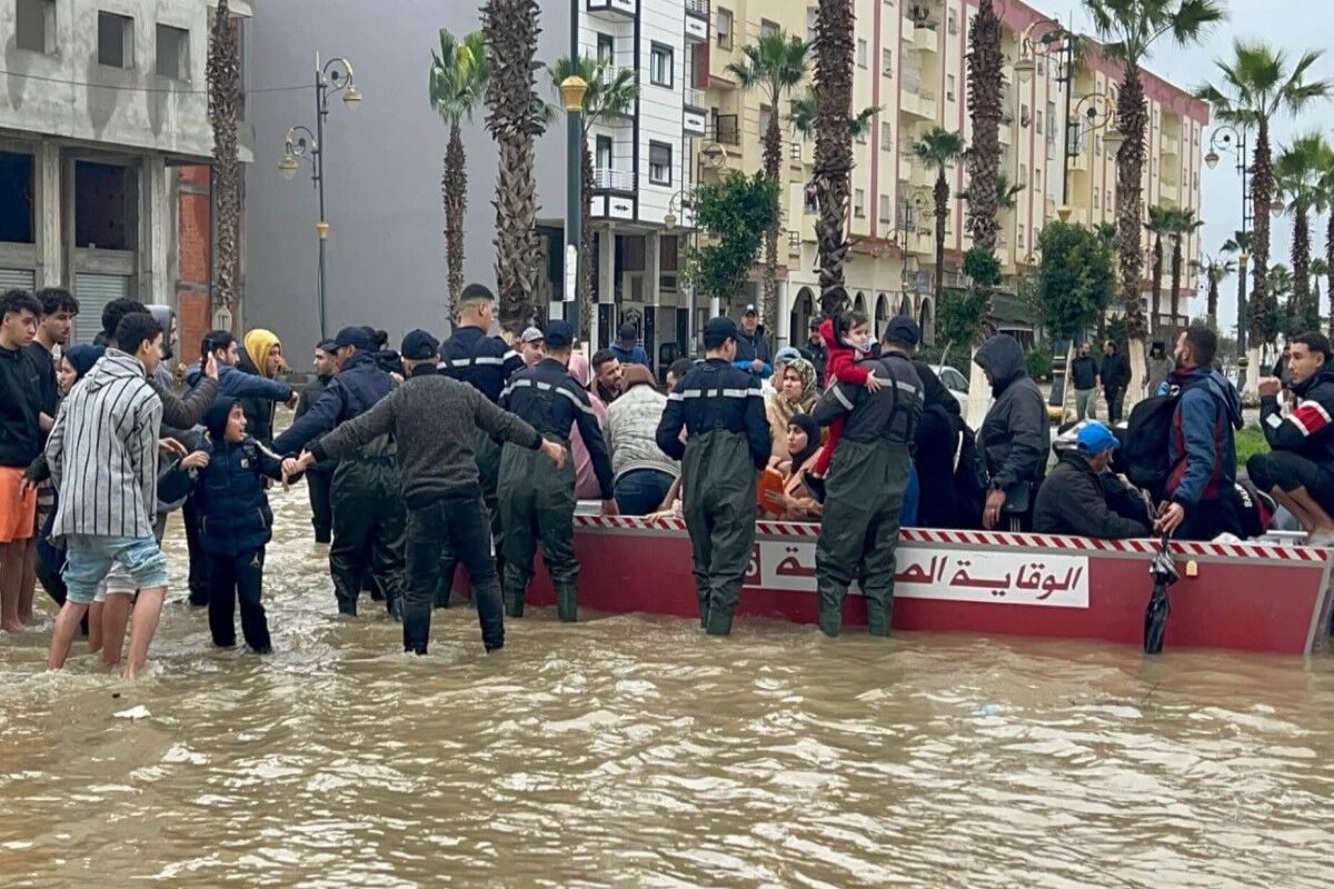 اعزام نیروهای ارتش مغرب برای تخلیه مناطق سیل‌زده