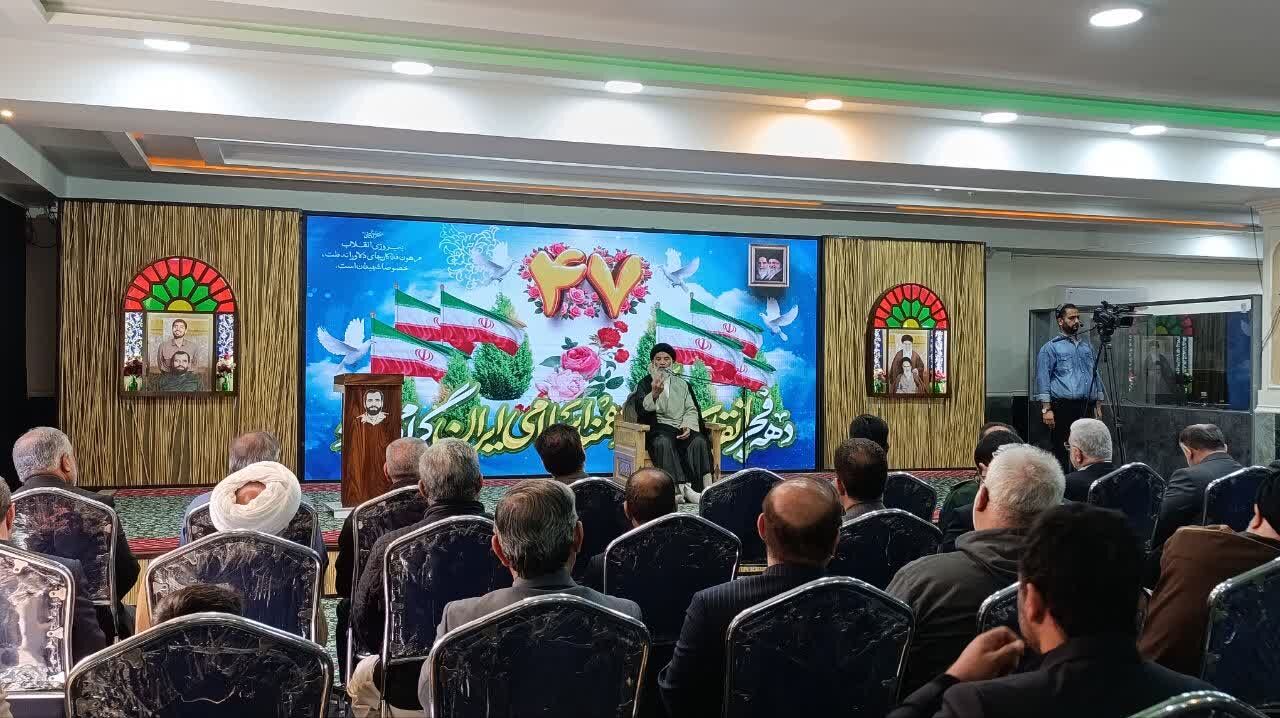 نماینده ولی فقیه در خوزستان: کوچکترین اشتباه محاسباتی دشمن پاسخی پشیمان‌کننده خواهد داشت