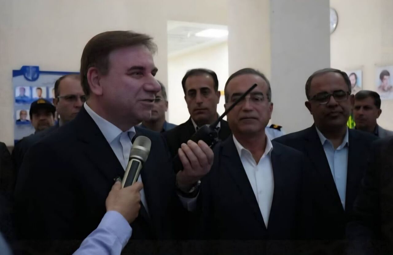 آغاز عملیات ۱۲ پروژه دریایی و بندری در بوشهر آغاز عملیات ۱۲ پروژه دریایی و بندری در بوشهر