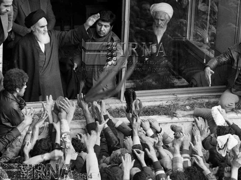 برگی از تاریخ؛ ۱۳ بهمن ۱۳۵۷ در خیابان «ایران» چه گذشت؟