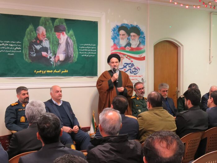 دیدار مسوولان شهرستان بروجرد با امام جمعه 