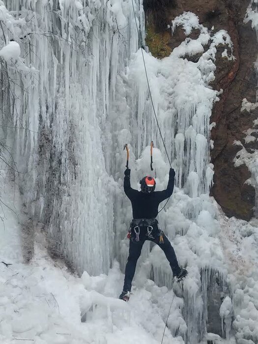 جشنواره یخ نوردی دهه فجر در مراغه