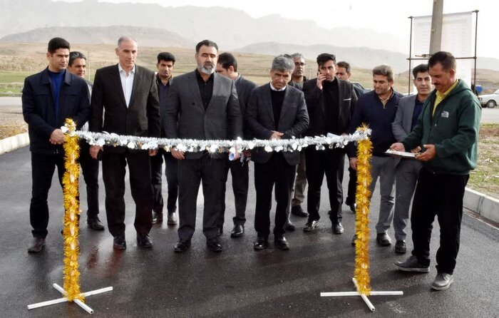 دومین روز دهه فجر؛ اجرای همزمان طرحهای عمرانی و برنامههای فرهنگی در غرب کرمانشاه