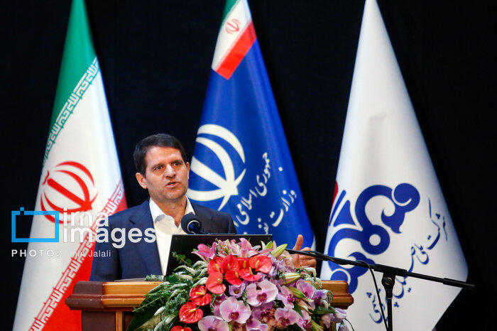 فاز دوم پتروشیمی بوشهر مورد بهرهبرداری قرار گرفت