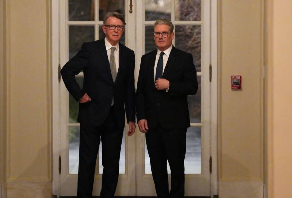 تیر خلاص رسوایی اپستین به اعتبار نخبگان انگلیس