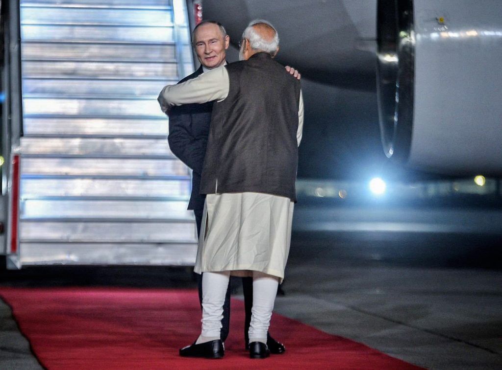 کاهش تعرفه کالاهای هندی در آمریکا و تغییر سیاست واردات نفت هند