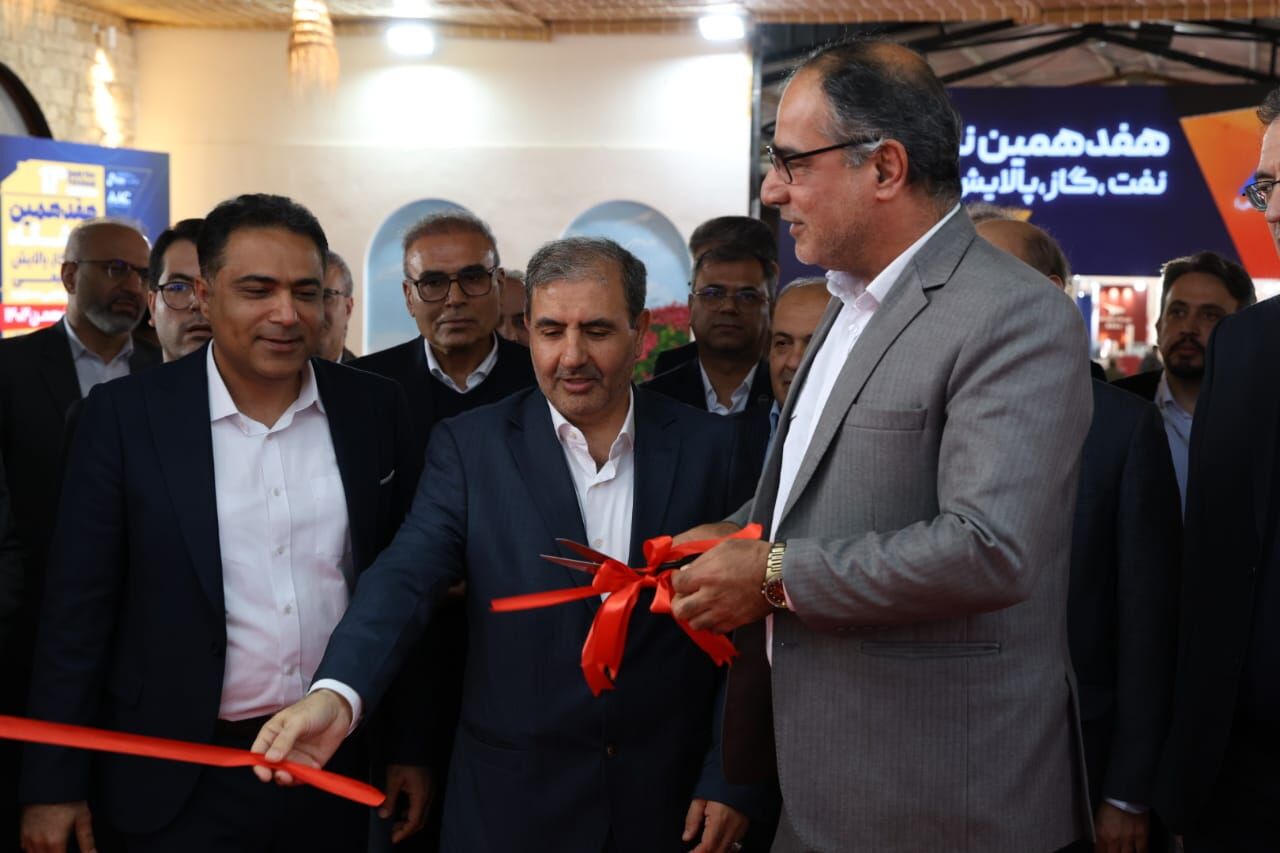 پارس جنوبی با ۱۵۰ میلیارد دلار سرمایهگذاری نماد استقلال وخودکفایی صنعتی است پارس جنوبی با ۱۵۰ میلیارد دلار سرمایهگذاری نماد استقلال وخودکفایی صنعتی است