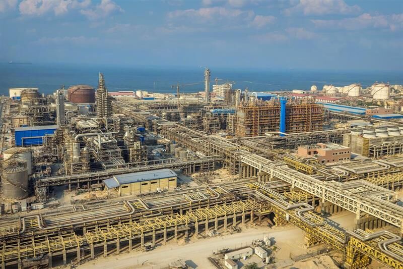 فاز دوم پتروشیمی بوشهر مورد بهرهبرداری قرار گرفت فاز دوم پتروشیمی بوشهر مورد بهرهبرداری قرار گرفت