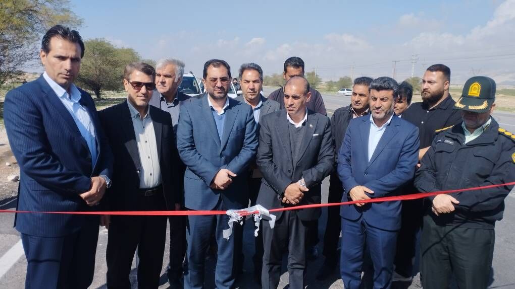 معاون وزیر: ۹ همت برای توسعه طرح‌های راه‌ و شهرسازی ایلام تخصیص یافت