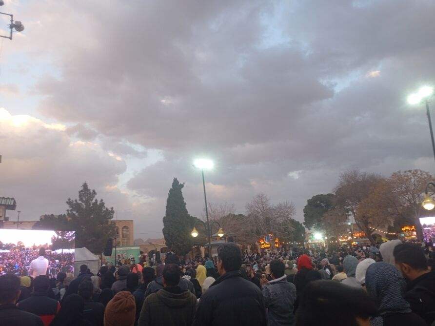 فیلم | آسمانِ ارگ کرمان، سرشار از نورِ شعبان