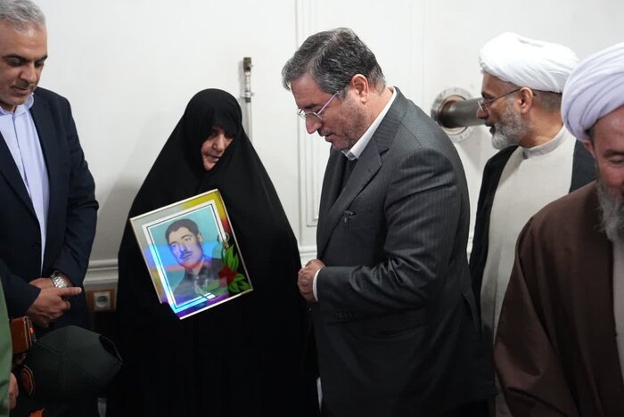 سلام گرم شاهین‌دژ به اینوا؛ از افتتاح سورتینگ میوه تا احداث کارخانه سرم‌ سازی