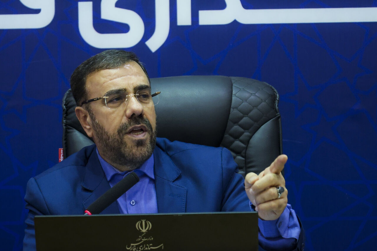 استاندار فارس خواستار تقویت تجهیزات هواشناسی استان شد