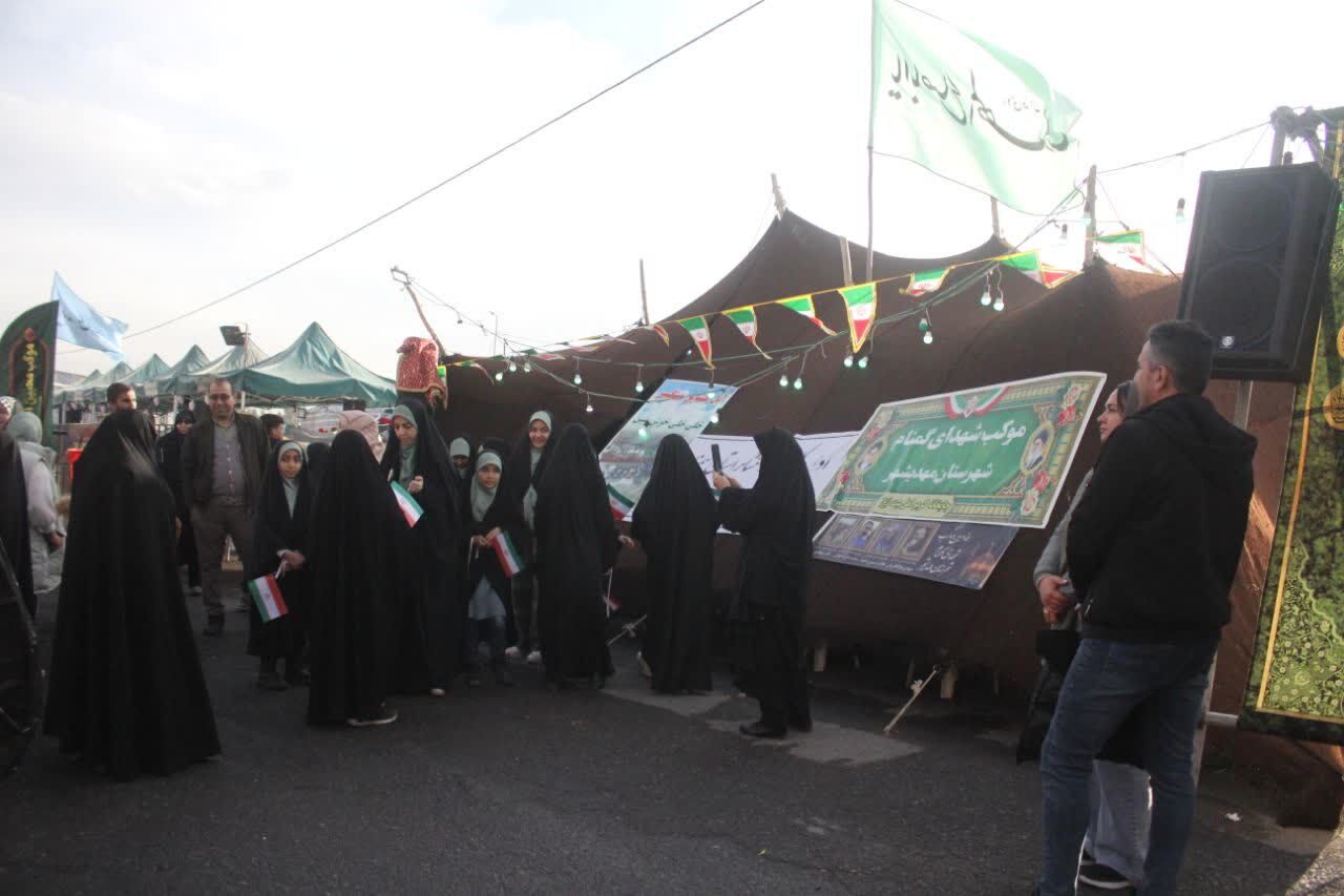 قم میزبان حماسه‌ای مادرانه؛ نقش‌آفرینی بی‌نظیر بانوان در جشن‌های نیمه شعبان ۱۴۰۴