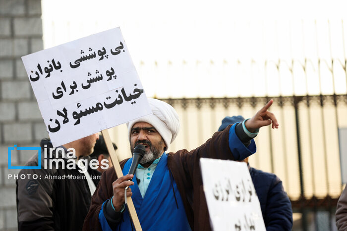 کرباسچی: مذاکرات، وعده انتخاباتی رئیسجمهور بود/ مردم از این همه تنش خستهاند