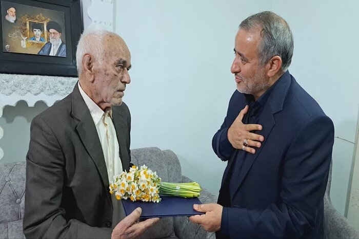 دسترسی یکهزار و ۱۲۵ خانوار شهرستان عشقآباد به شبکه پایدار برق