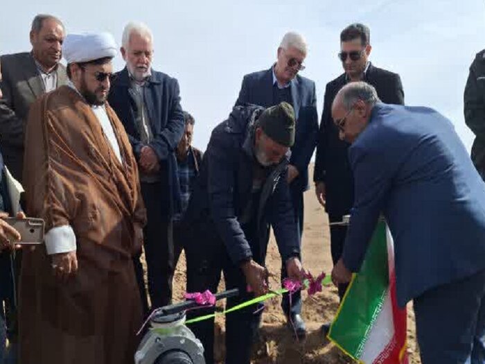 دیار «طلای سرخ» در مدار توسعه؛ بهره‌برداری از ۱۲۲ پروژه دهه فجر در شهرستان قاینات