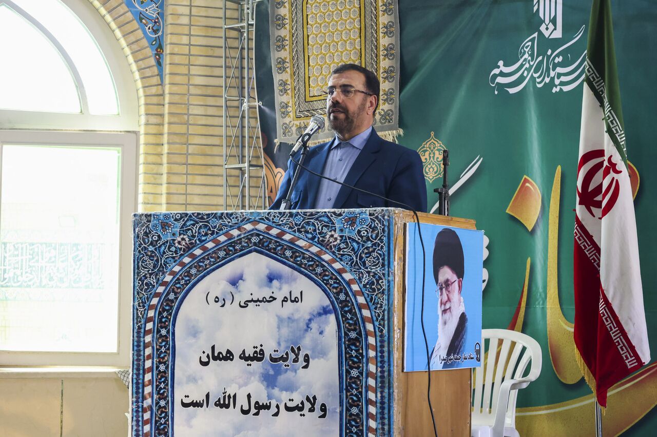 استاندار فارس: توزیع امکانات باید بر اساس شاخص‌های رفاه و عدالت باشد