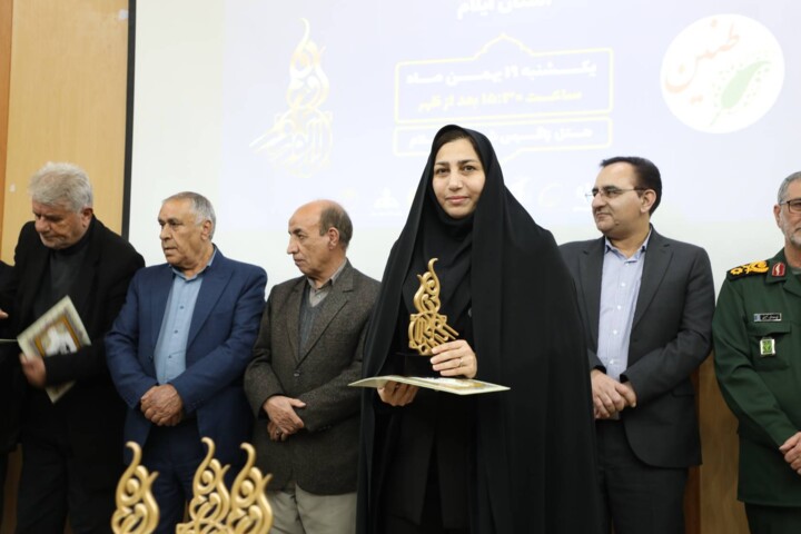 خبرنگاران ایرنا مرکز ایلام با کسب ۵ رتبه برتر در جشنواره ابوذر درخشیدند