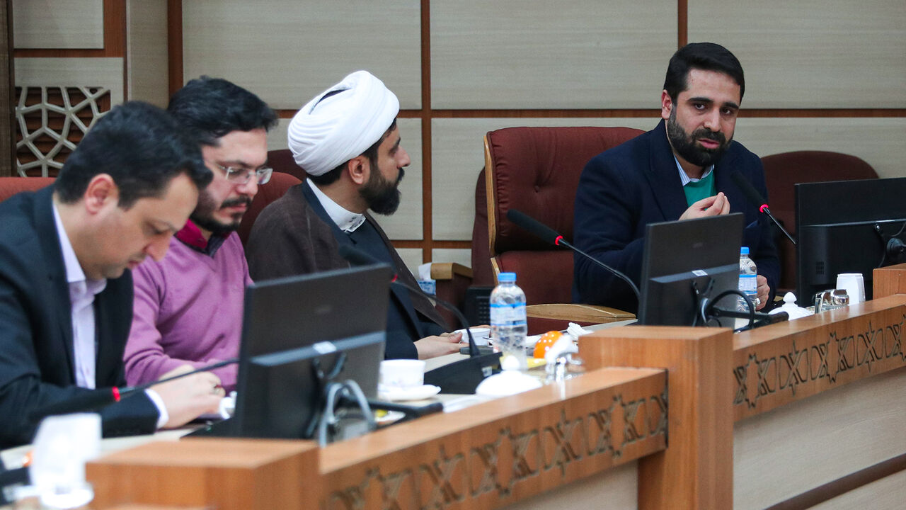 برای توسعه مرزهای کشور در فضای مجازی از مزیت‌های رقابتی استفاده کنیم/ لزوم صادرات خدمات