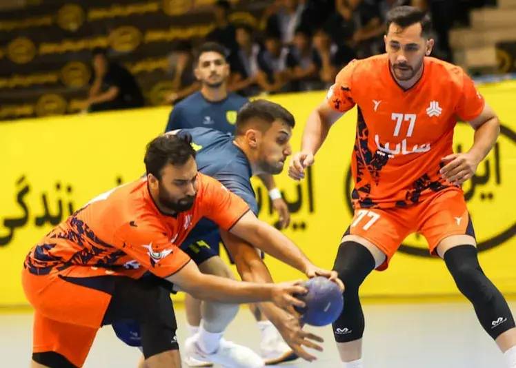 پایان طوفانی دور رفت لیگ برتر هندبال در اصفهان