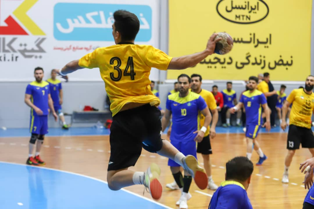 پایان طوفانی دور رفت لیگ برتر هندبال در اصفهان