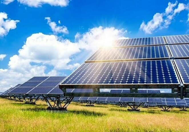 فارس در آینه خورشید؛ جهش تولید انرژی پاک برای عبور از چالش برق