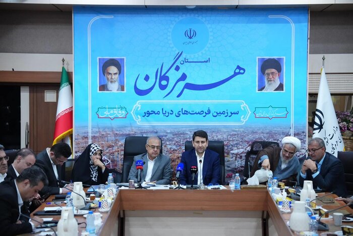 پیوند زیرساخت‌های هرمزگان برای اقتصاد دیجیتال با سفر وزیر ارتباطات+فیلم