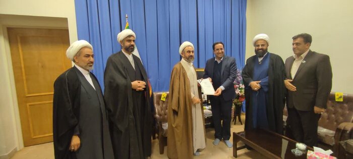 امام جمعه ایلام: تثبیت کانونهای ریزگرد با توسعه جنگلکاری ضروری است