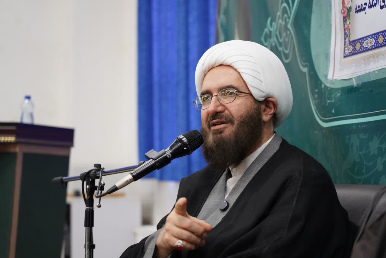 حاج علی اکبری: وضعیت دیپلماسی کشور مطلوب است؛ هشدار نسبت به دوقطبی سازی