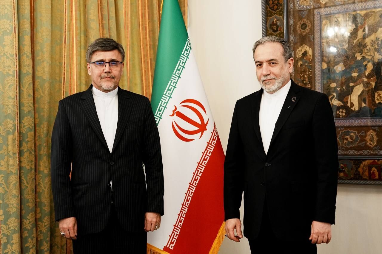 عراقجي يؤكد على أهمية تعزيز العلاقات مع الدول الإفريقية عراقجي يؤكد على أهمية تعزيز العلاقات مع الدول الإفريقية