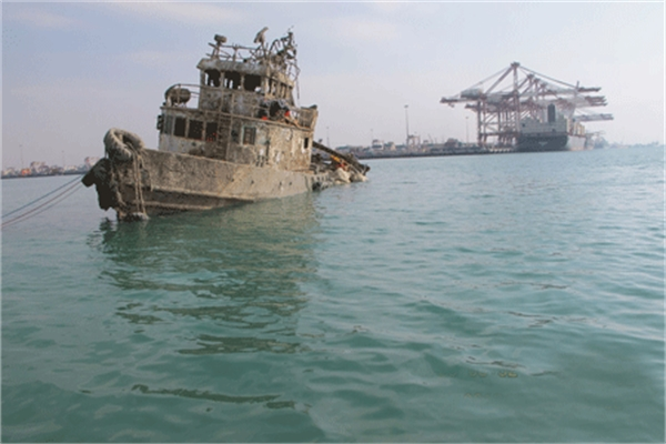 تهیه نقشه‌ پهنه‌بندی آلودگی سواحل مکران و شناسنامه واحدهای صنعتی ساحلی