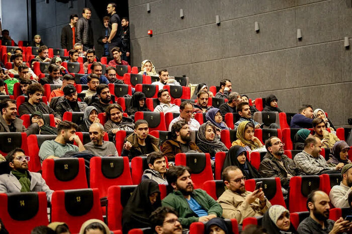 «اسکورت» پرتماشاگر حاتمیکیا در قم